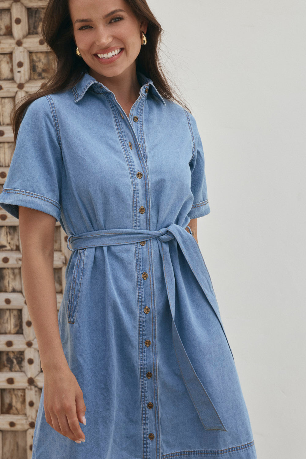 Abbey Chambray Short Dress in Light Wash