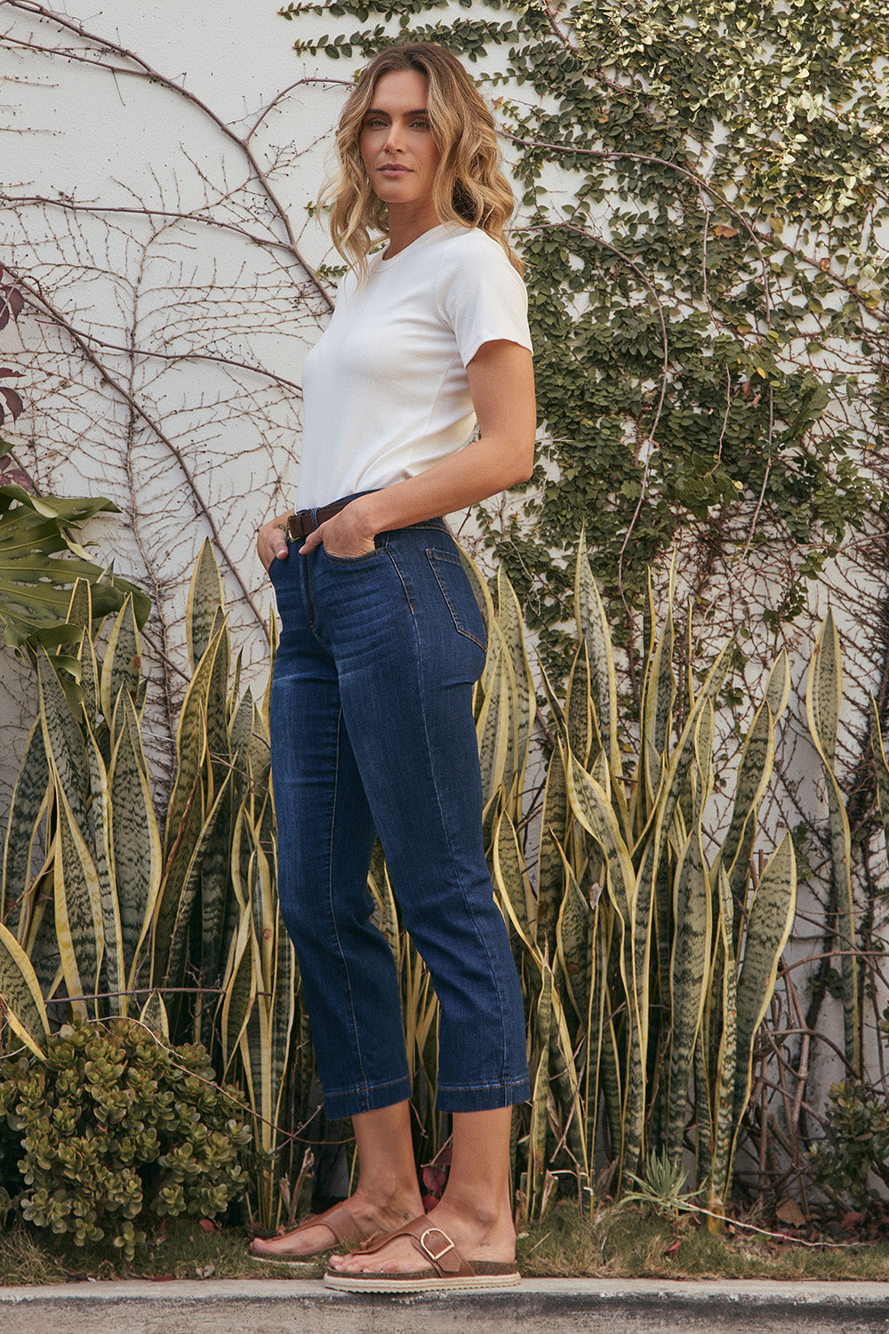 Adrift Denim Cropped Straight Leg Jeans in Dark Wash