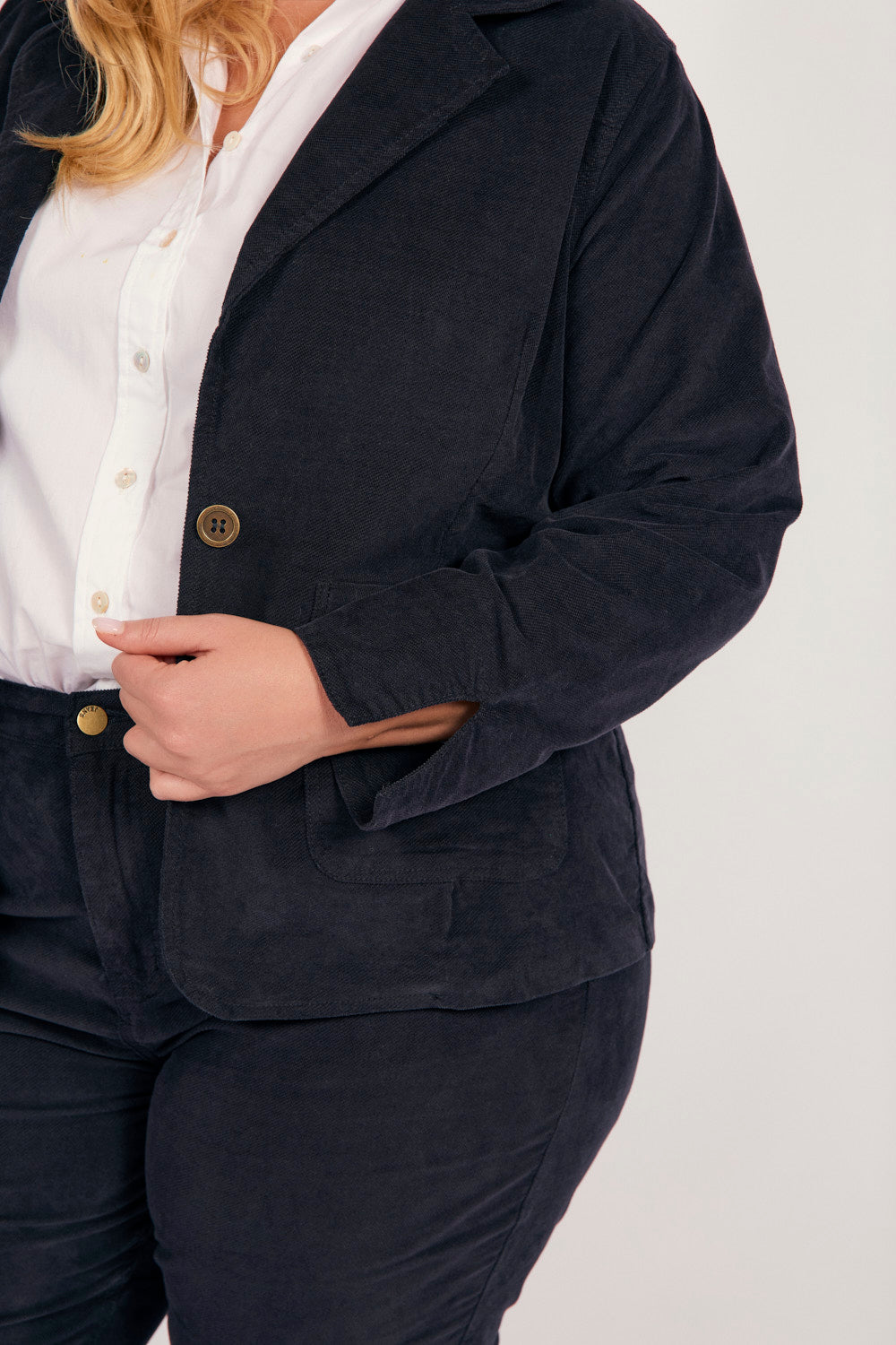 Adrift Relaxed Brushed Cotton Blazer in Navy