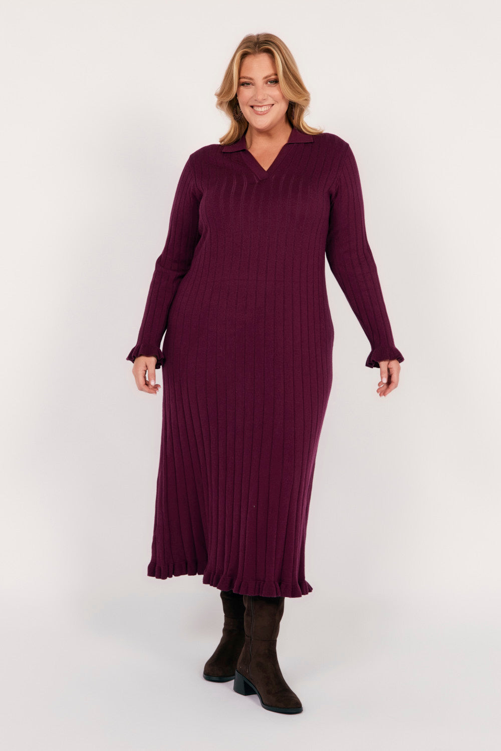 Collared Knitted Swing Dress in Plum