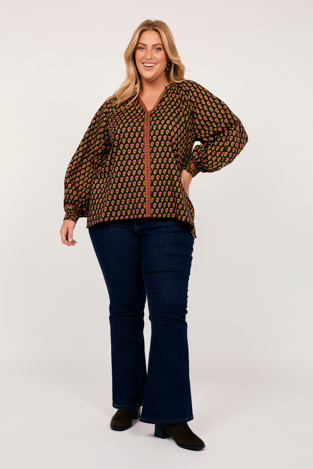 Danny V-Neck Top in Kashmir
