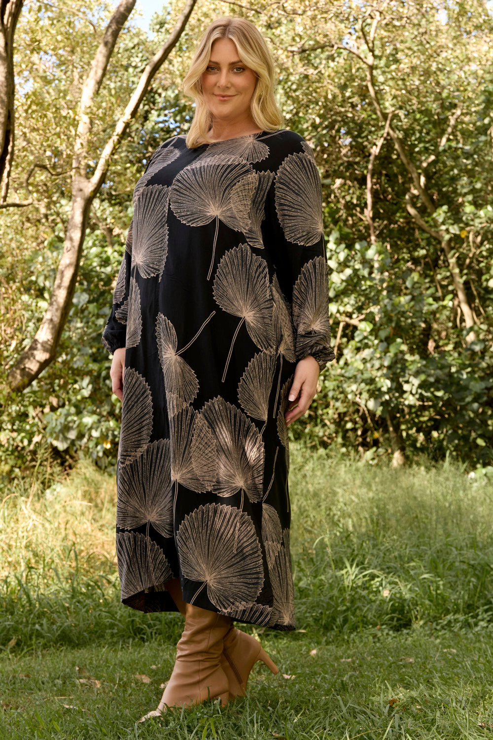 Hazel Midi Dress in Winter Solstice