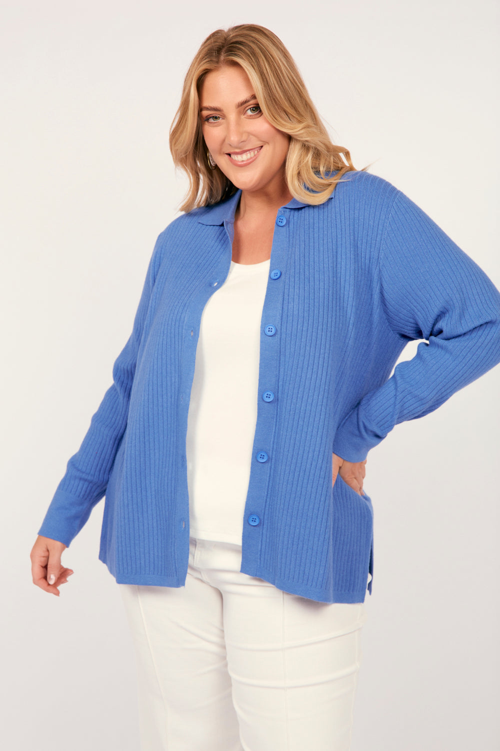 Knitted Cardigan in Blue