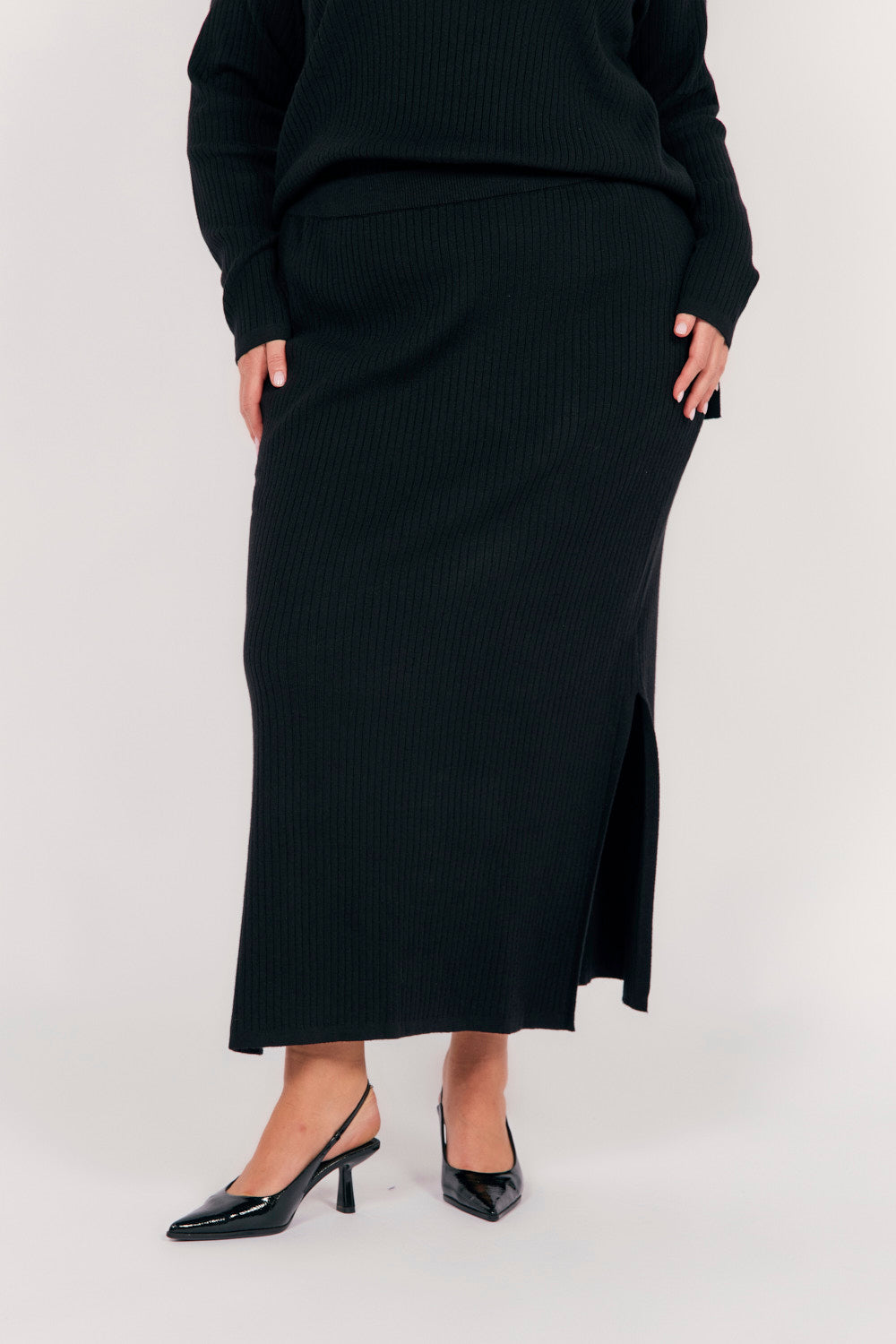 Knitted Skirt in Black