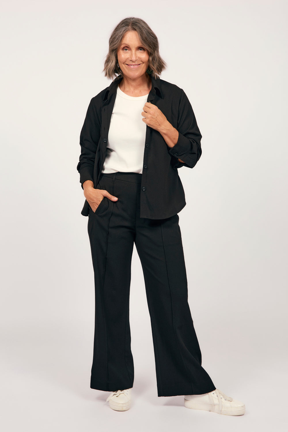 Relaxed Travel Shirt in Black