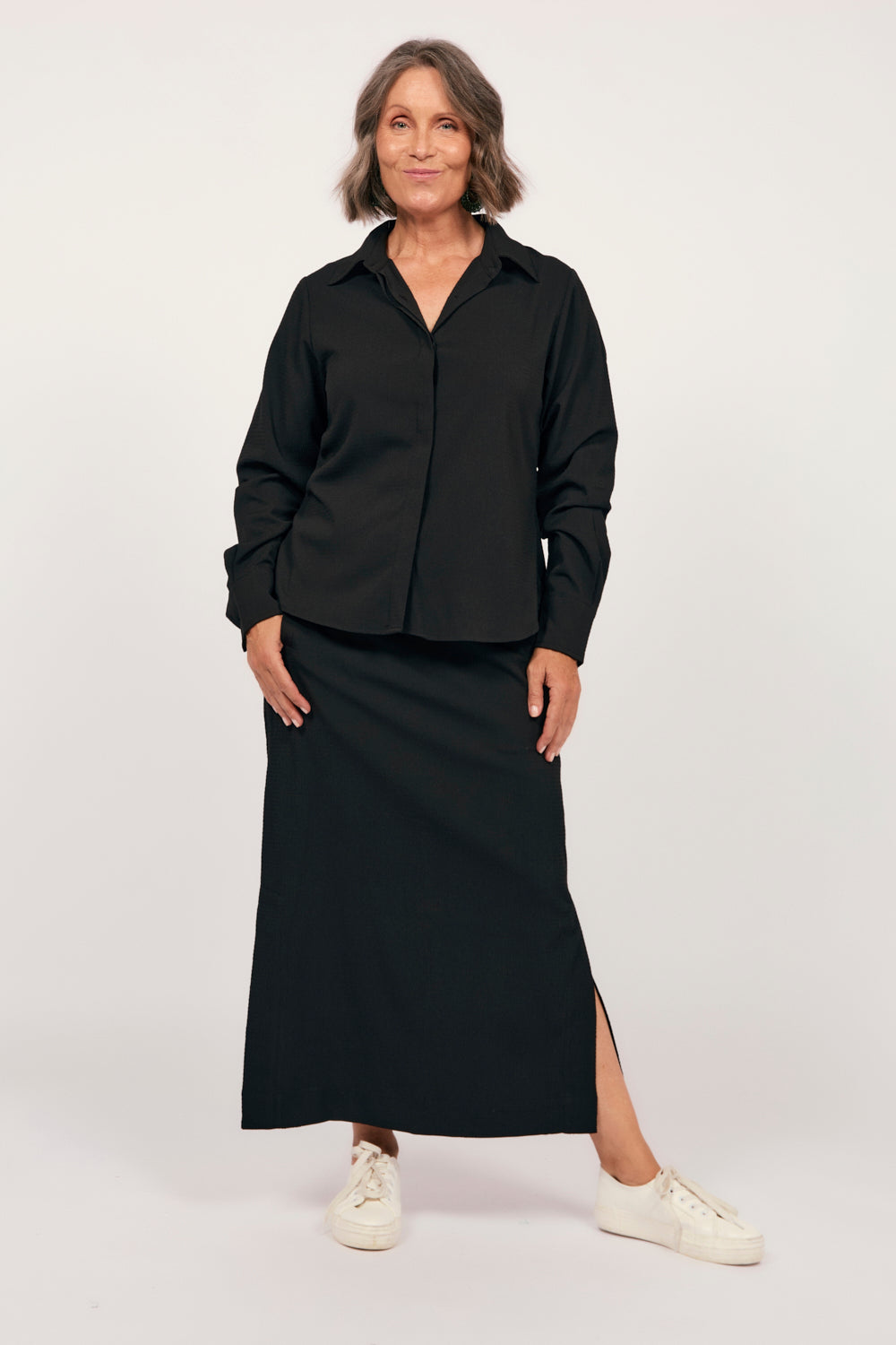 Relaxed Travel Skirt in Black