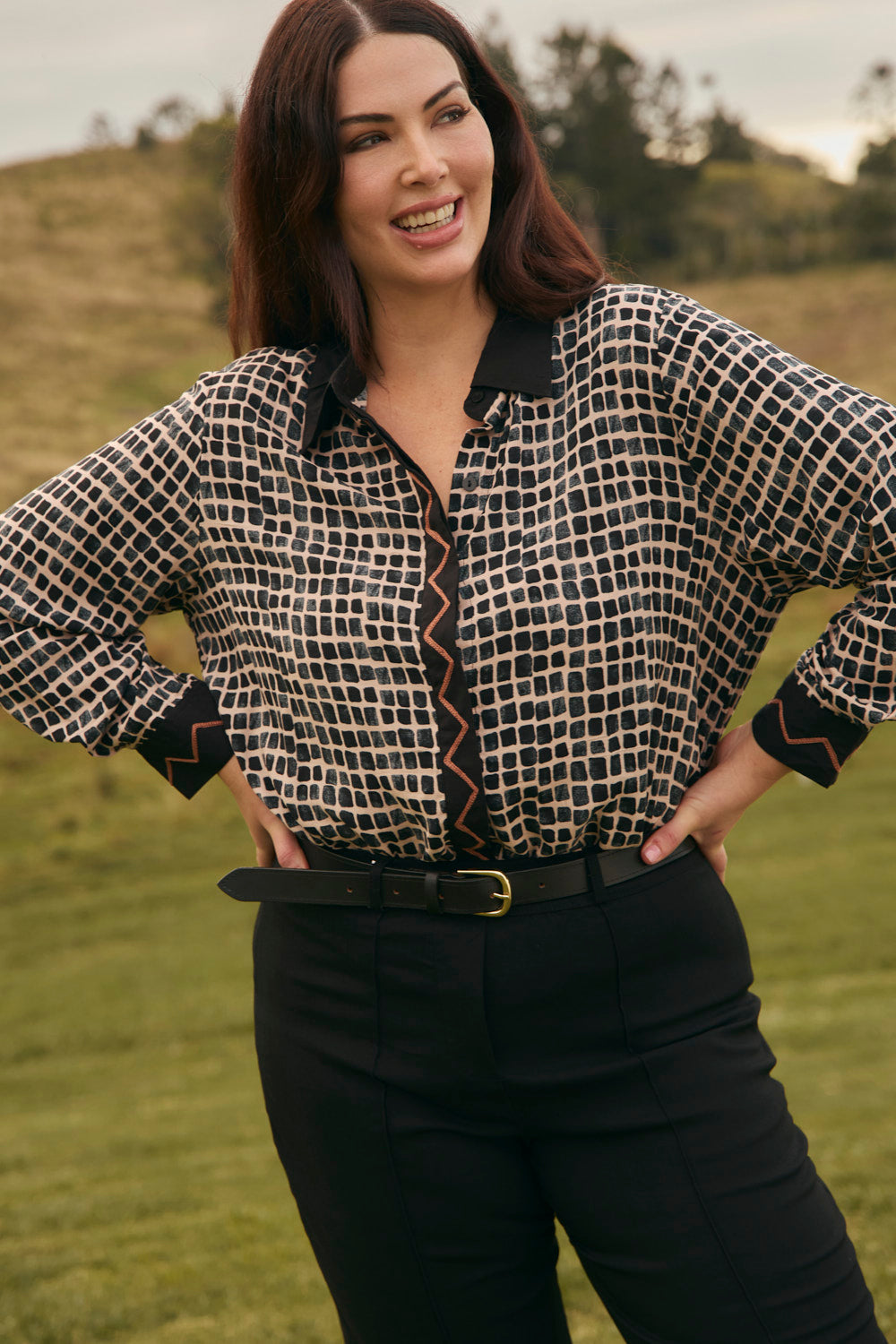 Sam Shirt in Urban Rhythm