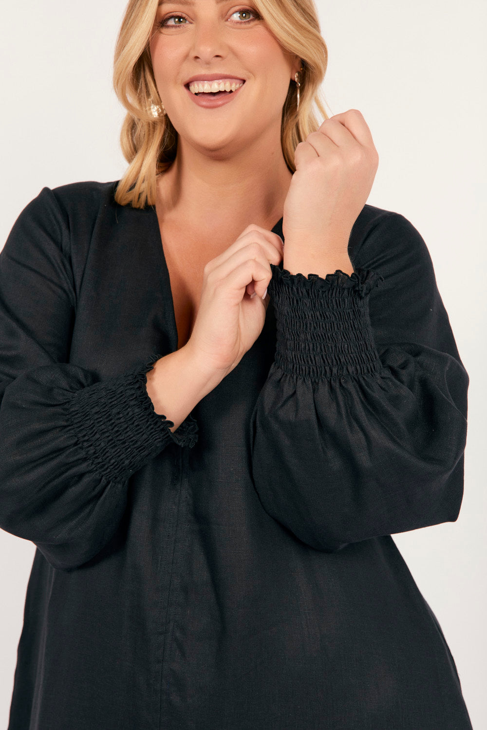Tamara Long Sleeve Linen Dress in Black