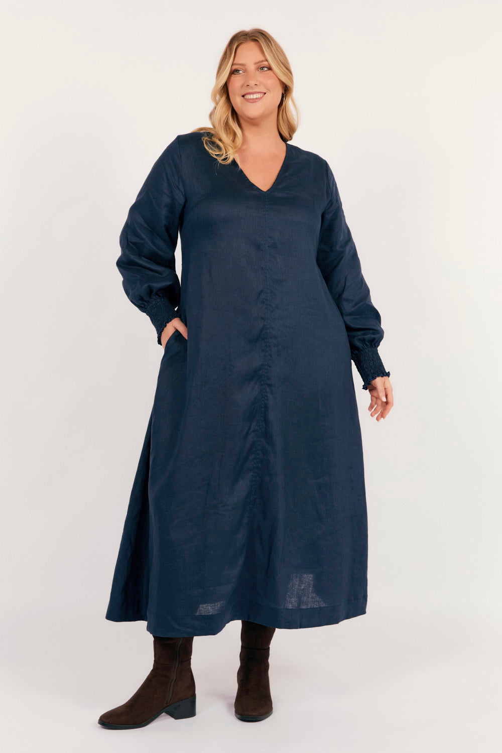 Tamara Long Sleeve Linen Dress in Navy