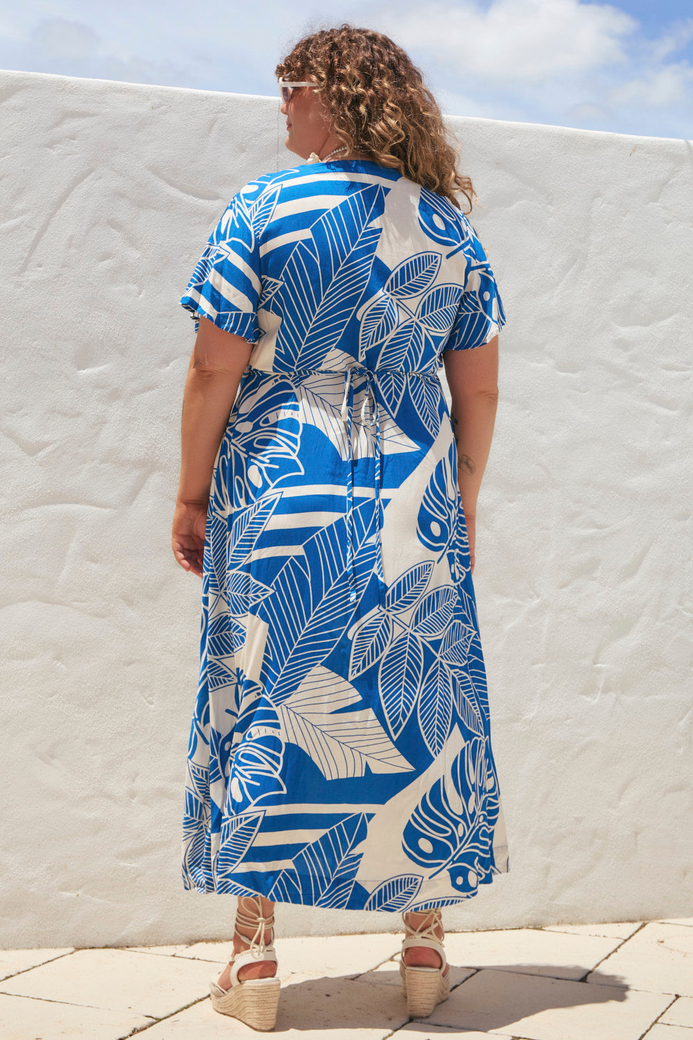 Tatum Flutter Sleeve Dress in Azure Oasis