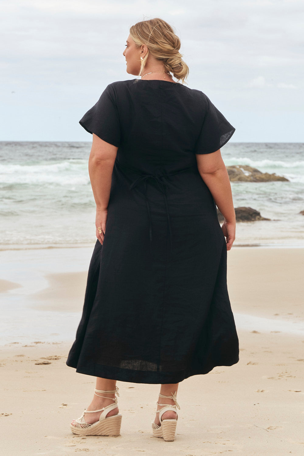 Tatum Linen Flutter Sleeve Dress in Black