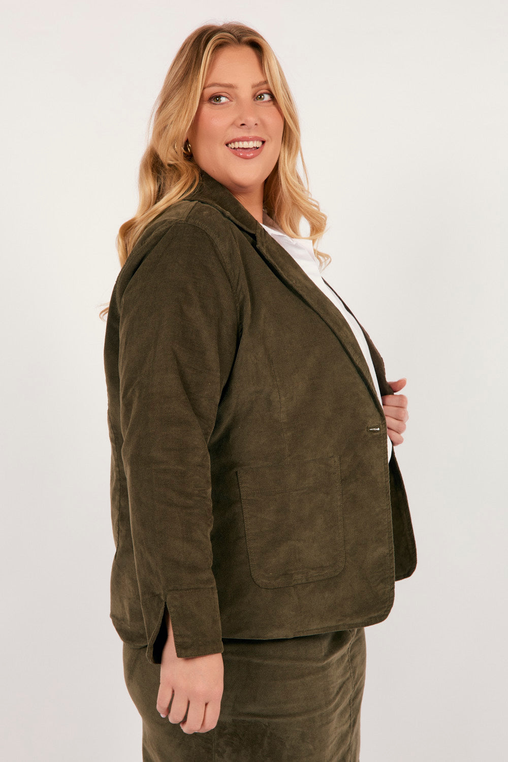 Adrift Relaxed Brushed Cotton Blazer in Olive