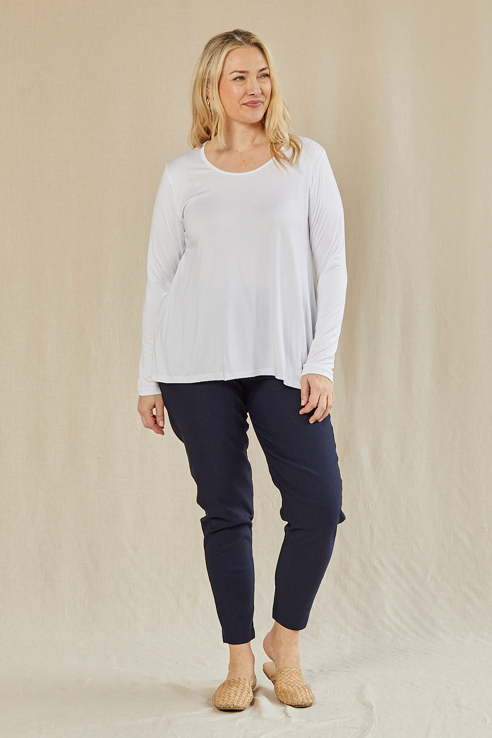 Ponte Straight Leg Pant in Navy