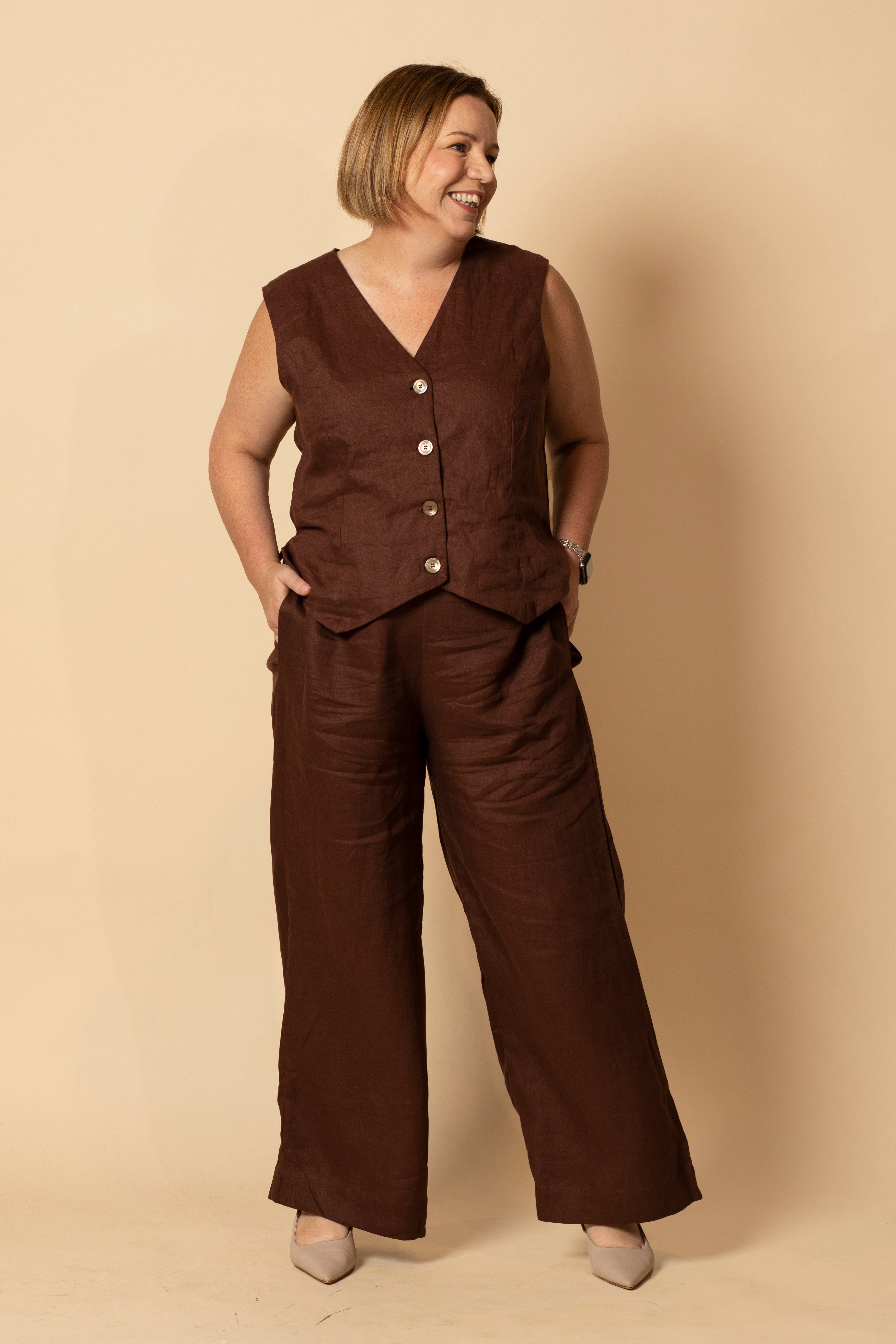 Camille Wide Leg Linen Pant in Raisin