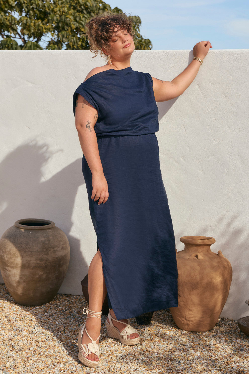 Alice Linen Drop Shoulder Dress in Navy