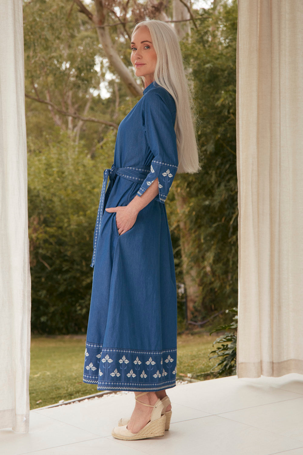 Anna Chambray Dress in Quebec
