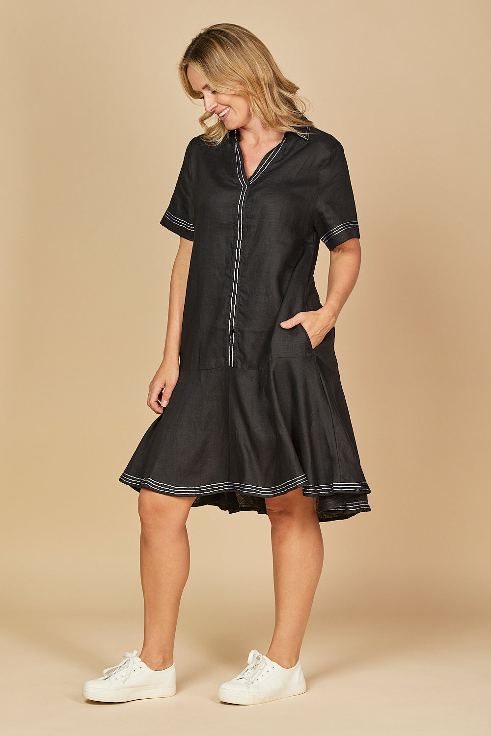 Anna Collared Linen Dress in Blackberry