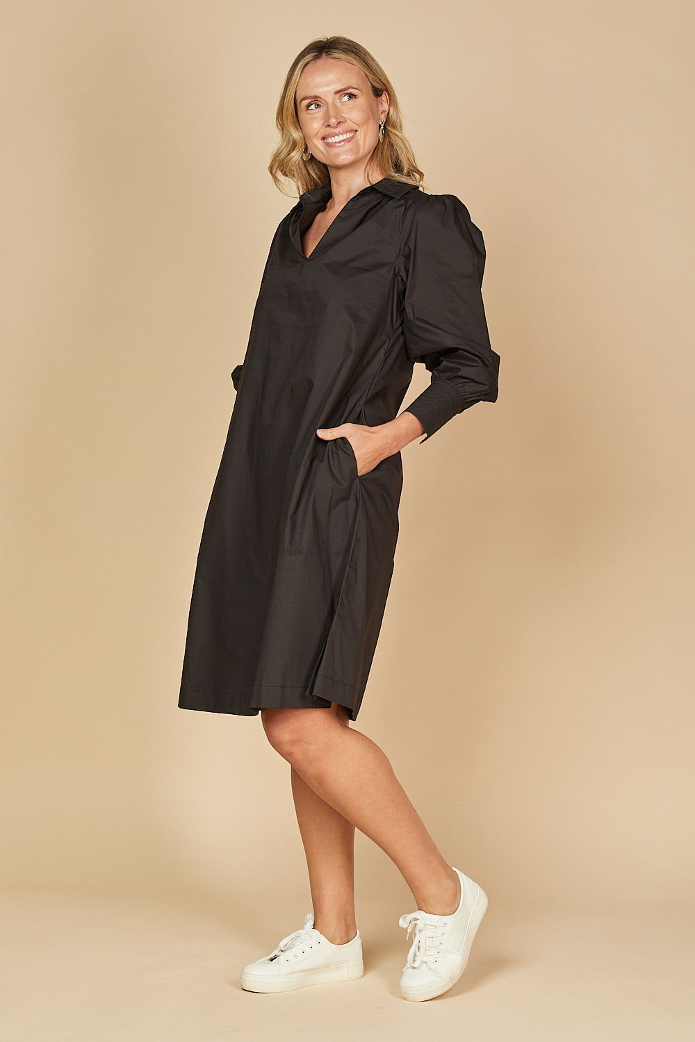 Blaine Collared Poplin Dress in Black