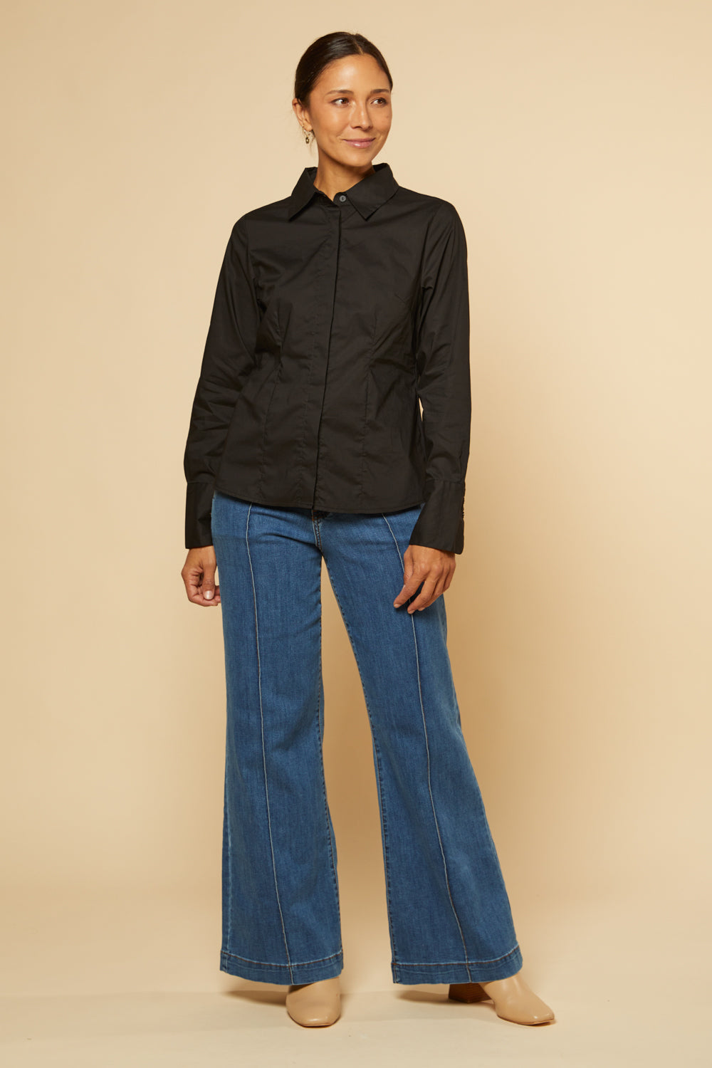 Brinley Poplin Stretch Shirt in Black