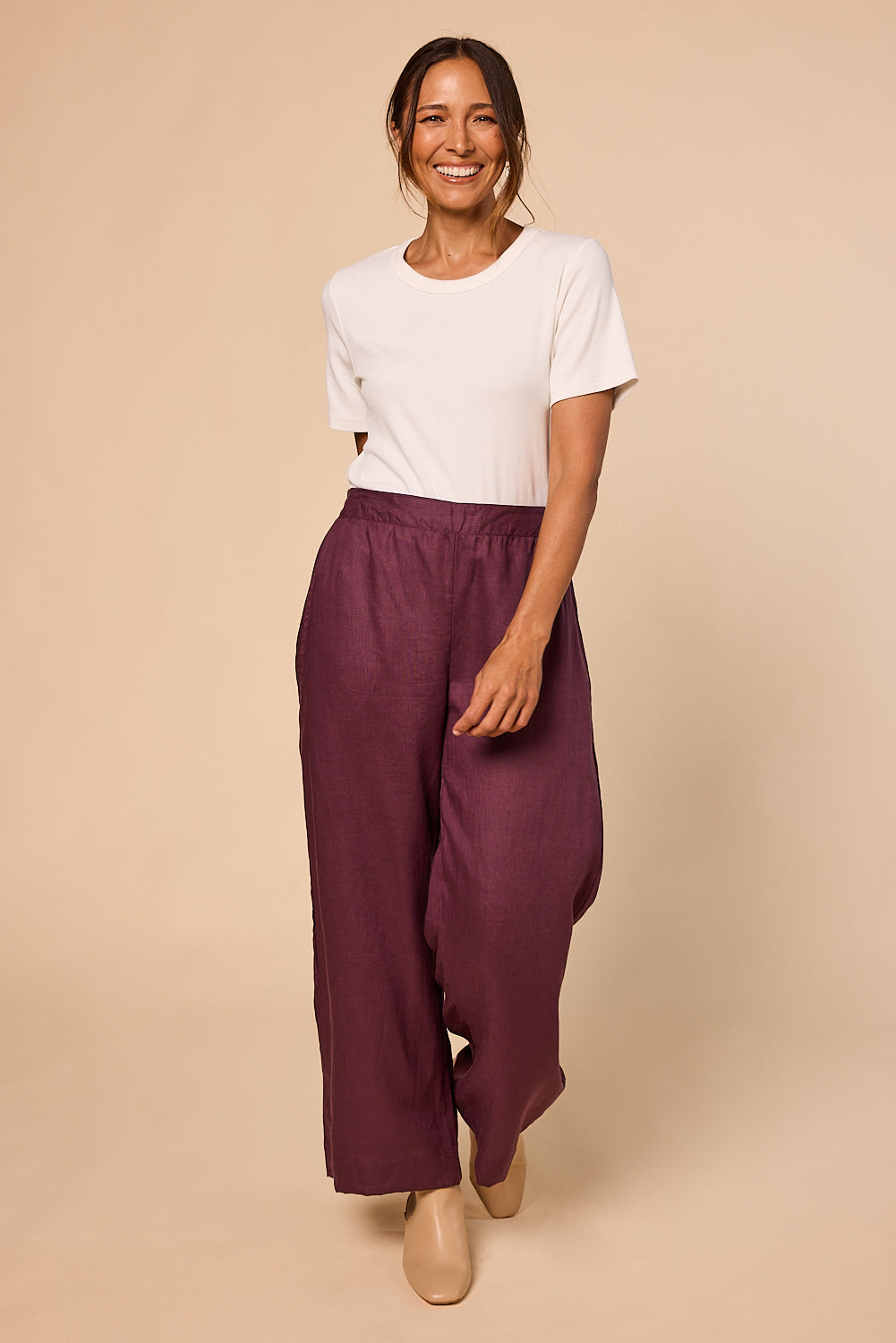 Camille Linen Wide Leg Pant in Plum