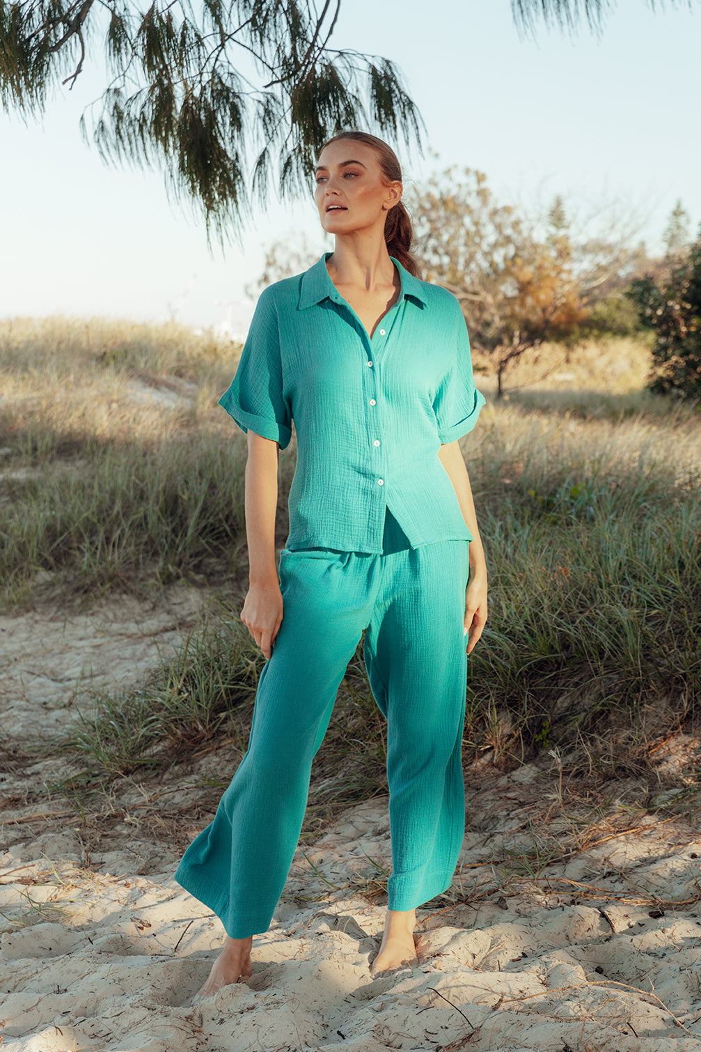 Breezy Crinkle Cotton Relaxed Pant in Peacock Parade