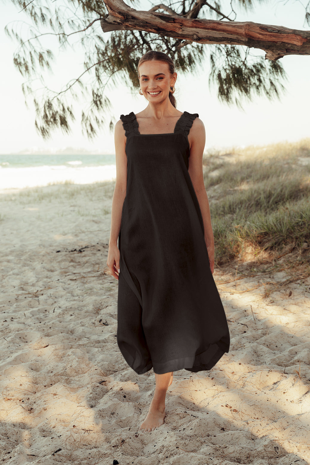 Claire Maxi Linen Dress in Black