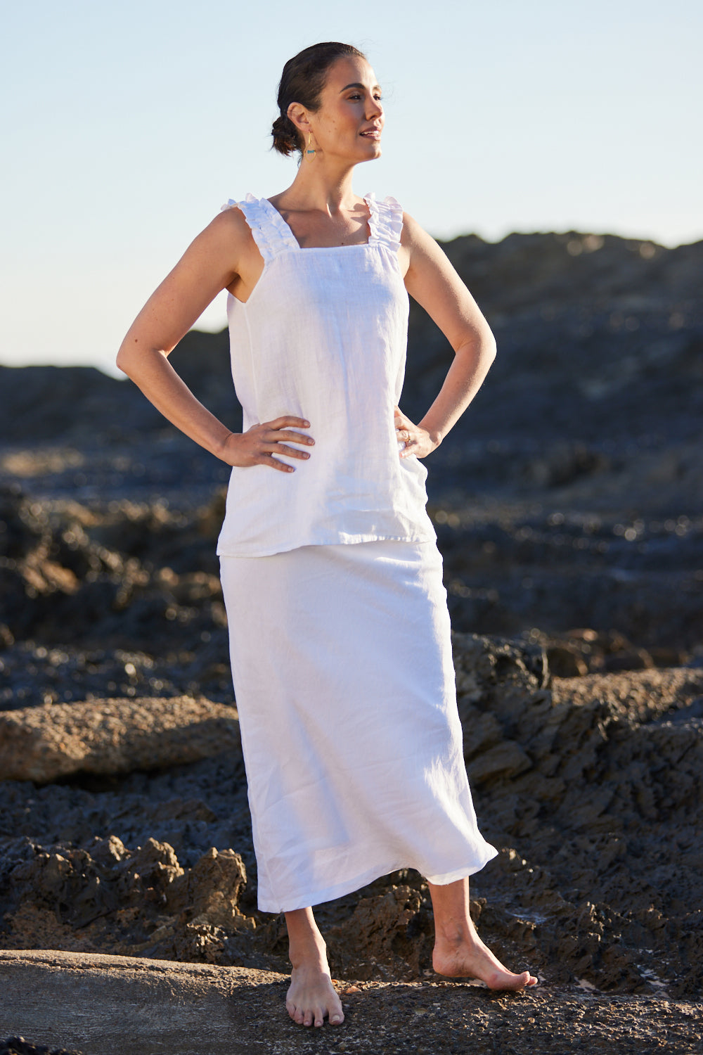 Claire Linen Summer Top in White