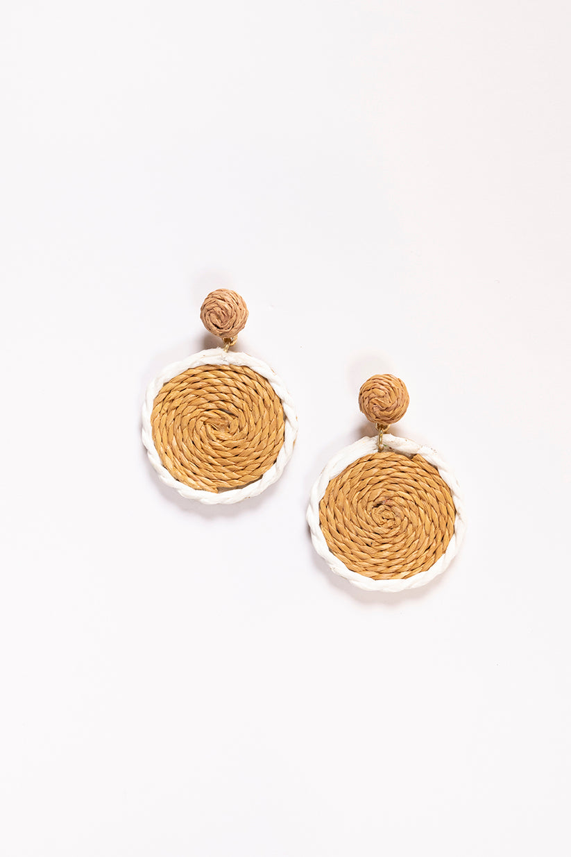 Contrast Outline Woven Earrings in Natural and Cream