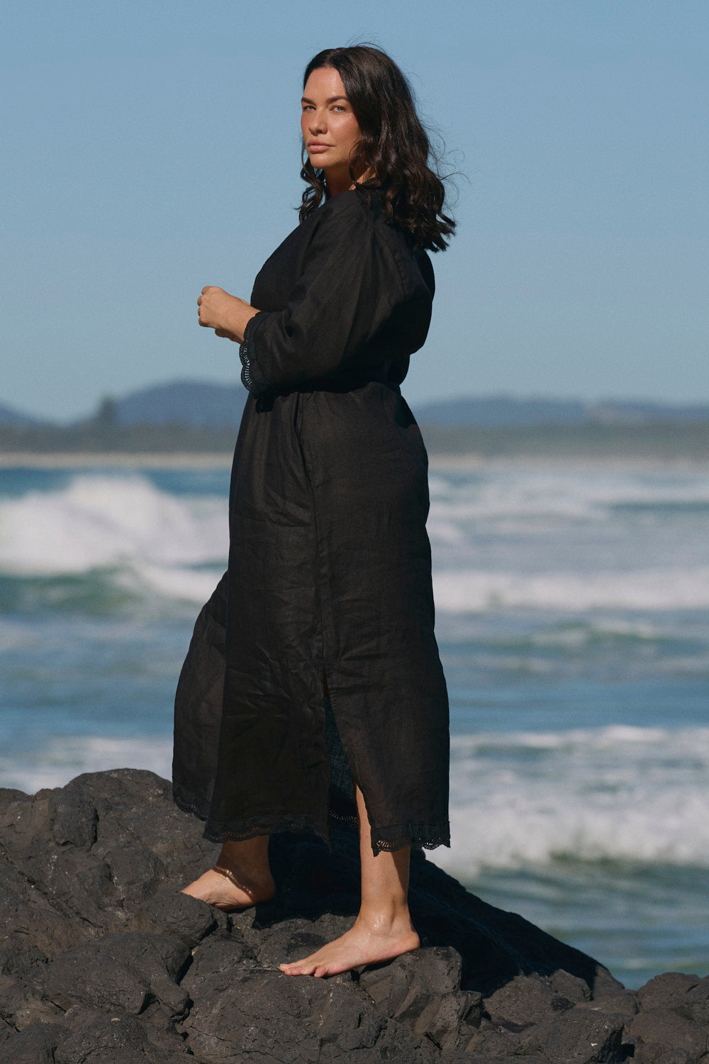 Tia Linen Tunic Dress in Black