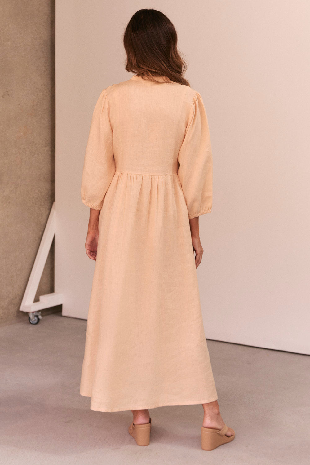 Elodie Linen Smock Dress in Sand