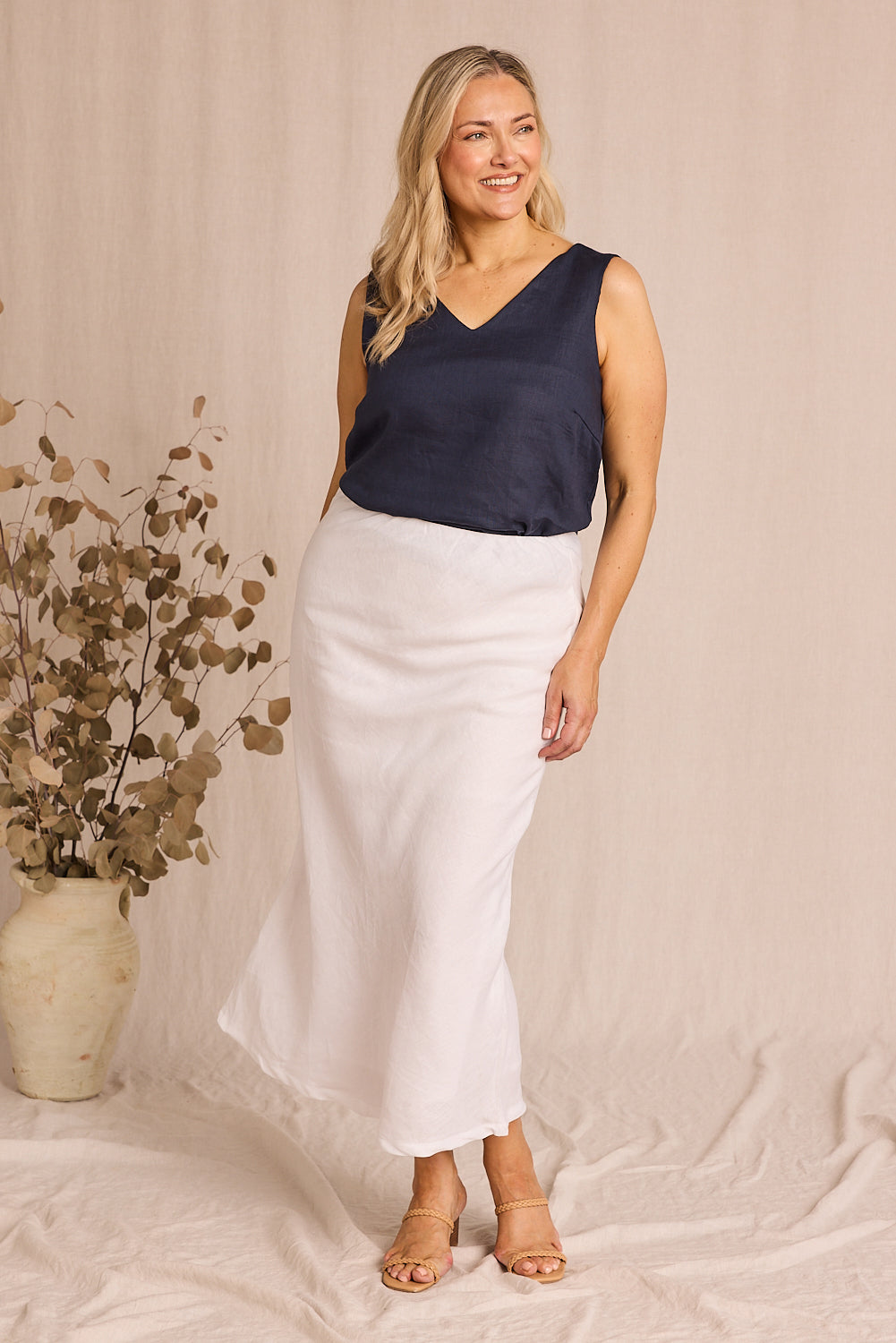 Ember Linen Cami in Navy