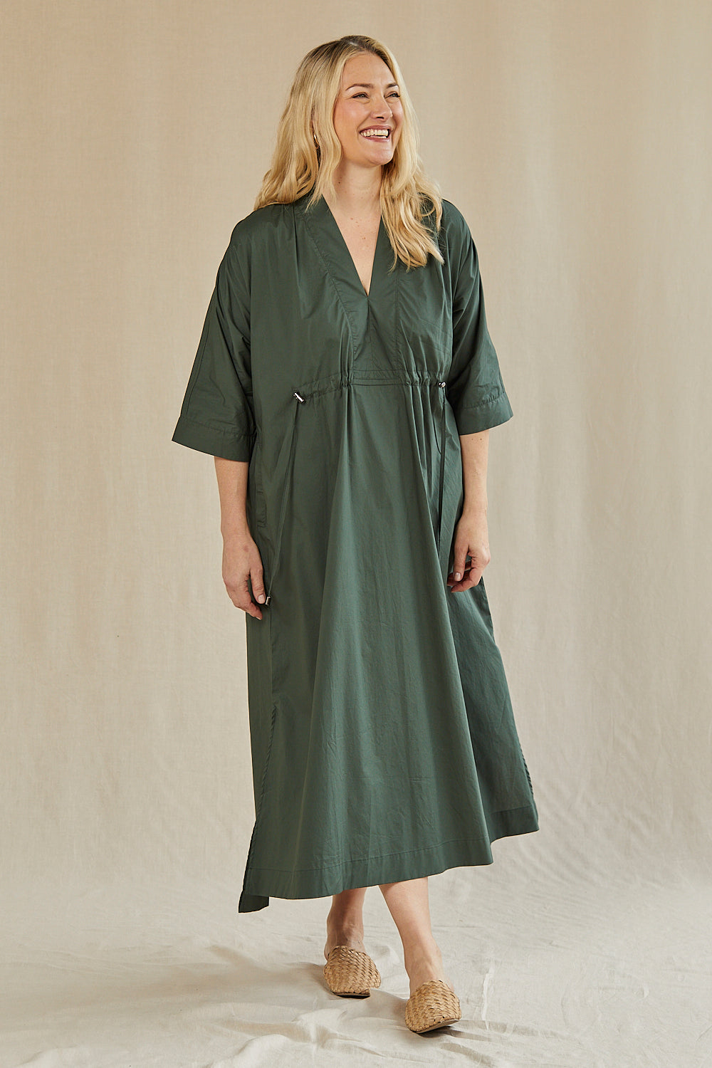 Finley Poplin Kaftan Dress in Bottle Green