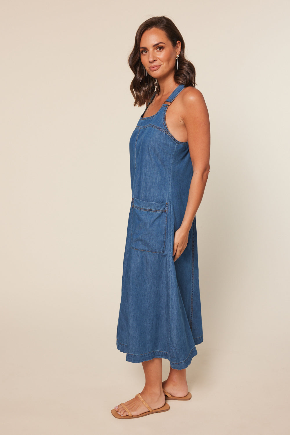 Francesca Pinafore Chambray Dress in Mid Wash