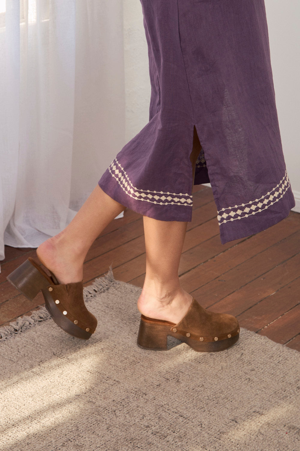 Jarla Linen Dress in Merlot Dream