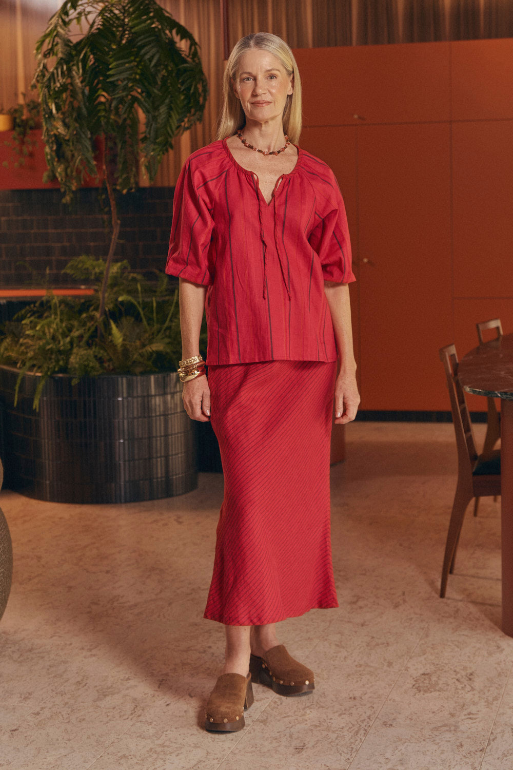 Katie Linen Bias Cut Skirt in Very Berry