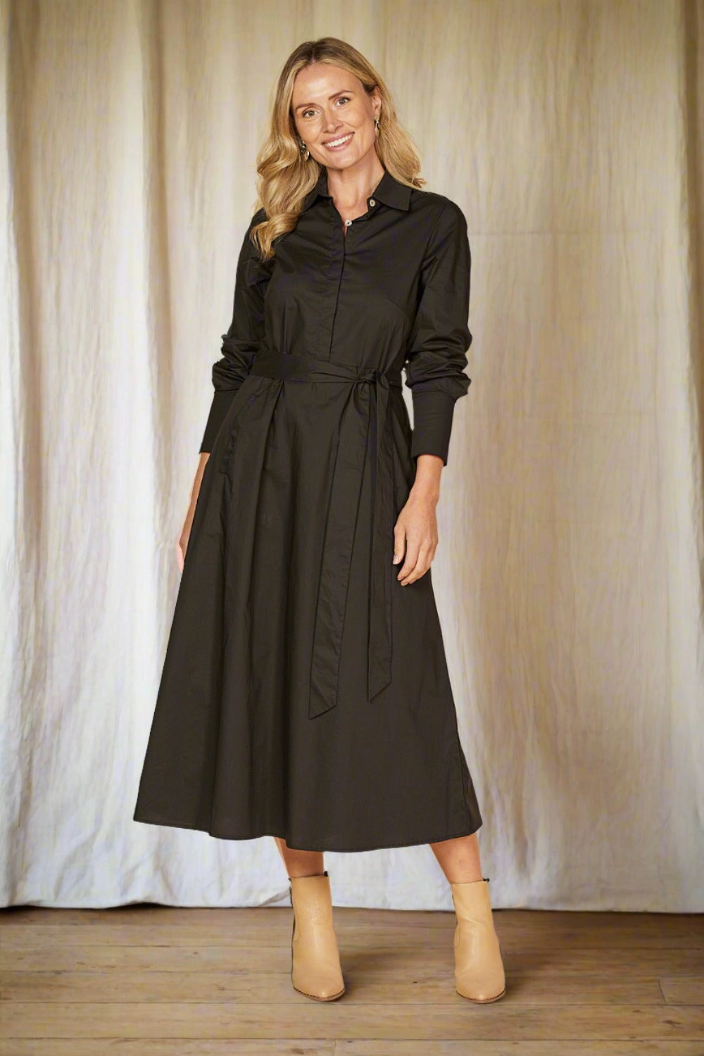 Kelly Poplin Dress in Black