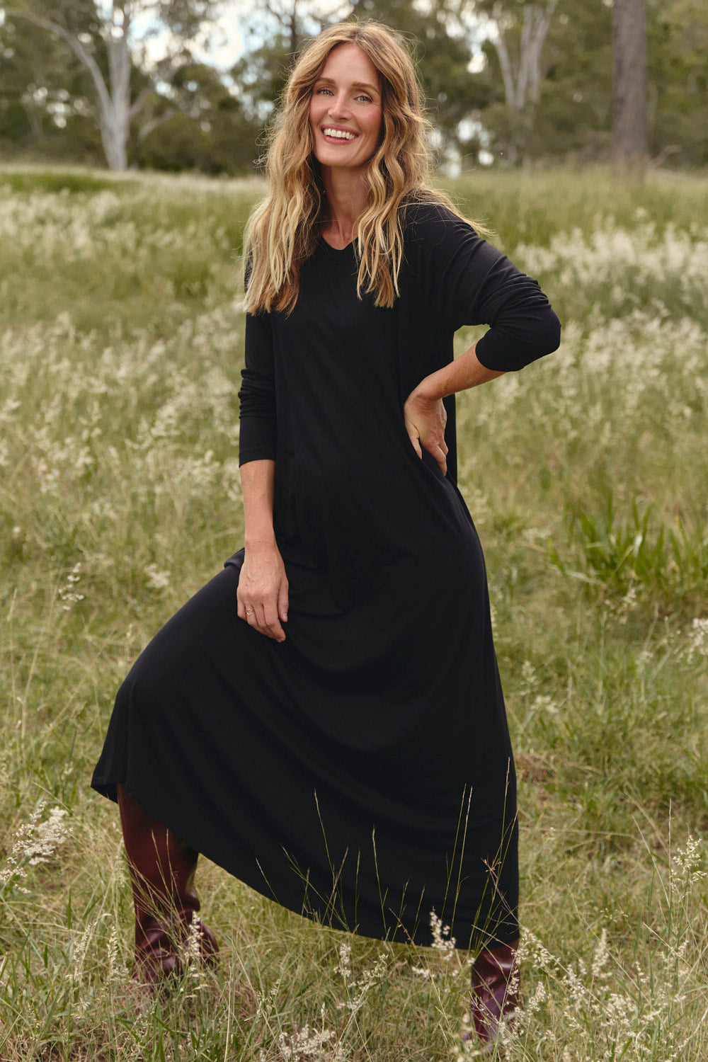 Long Sleeve Swing Dress in Black, Midi Dress - Adrift Clothing