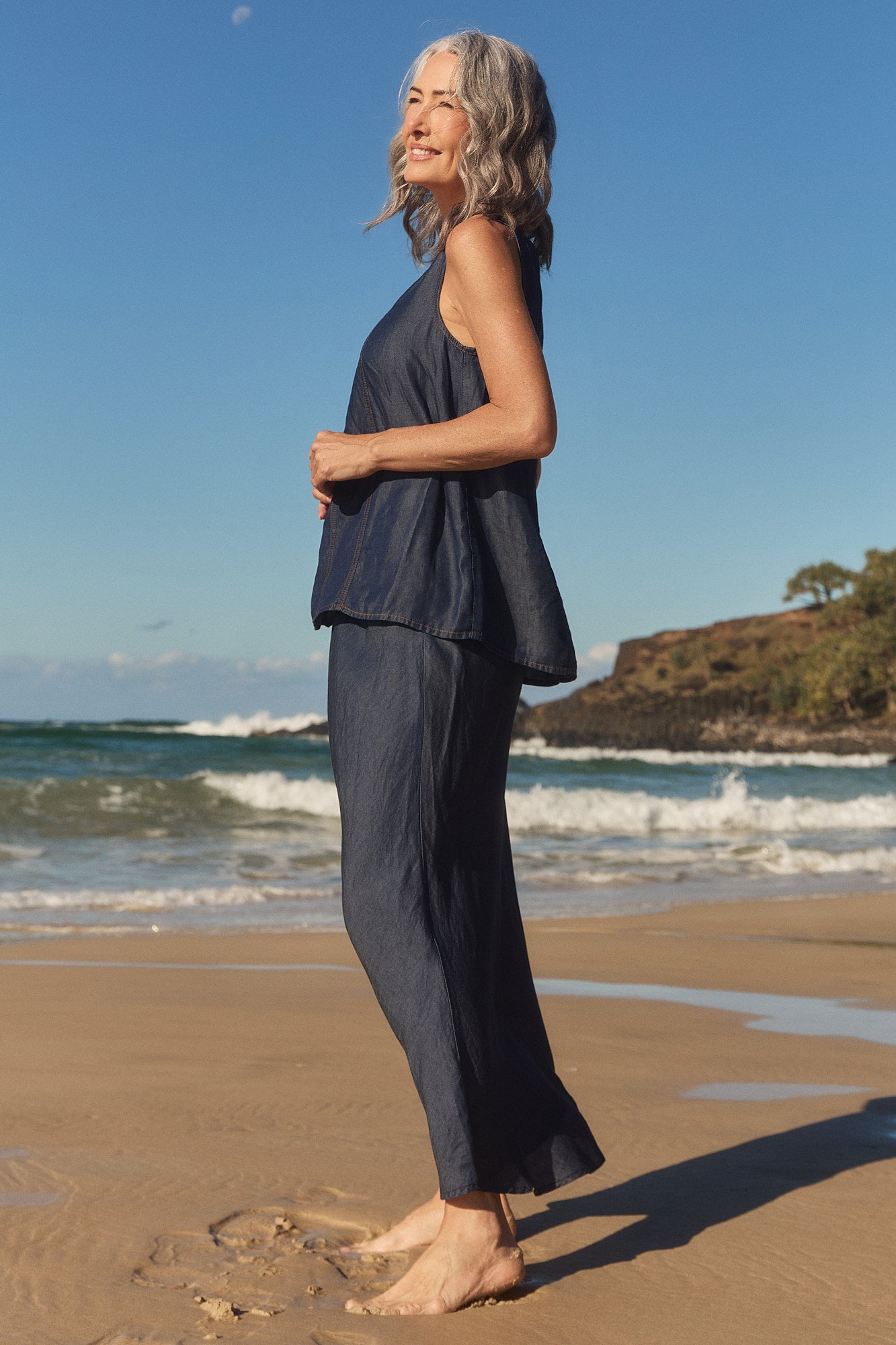 Sadie Tencel Denim Swing Top in Dark Wash