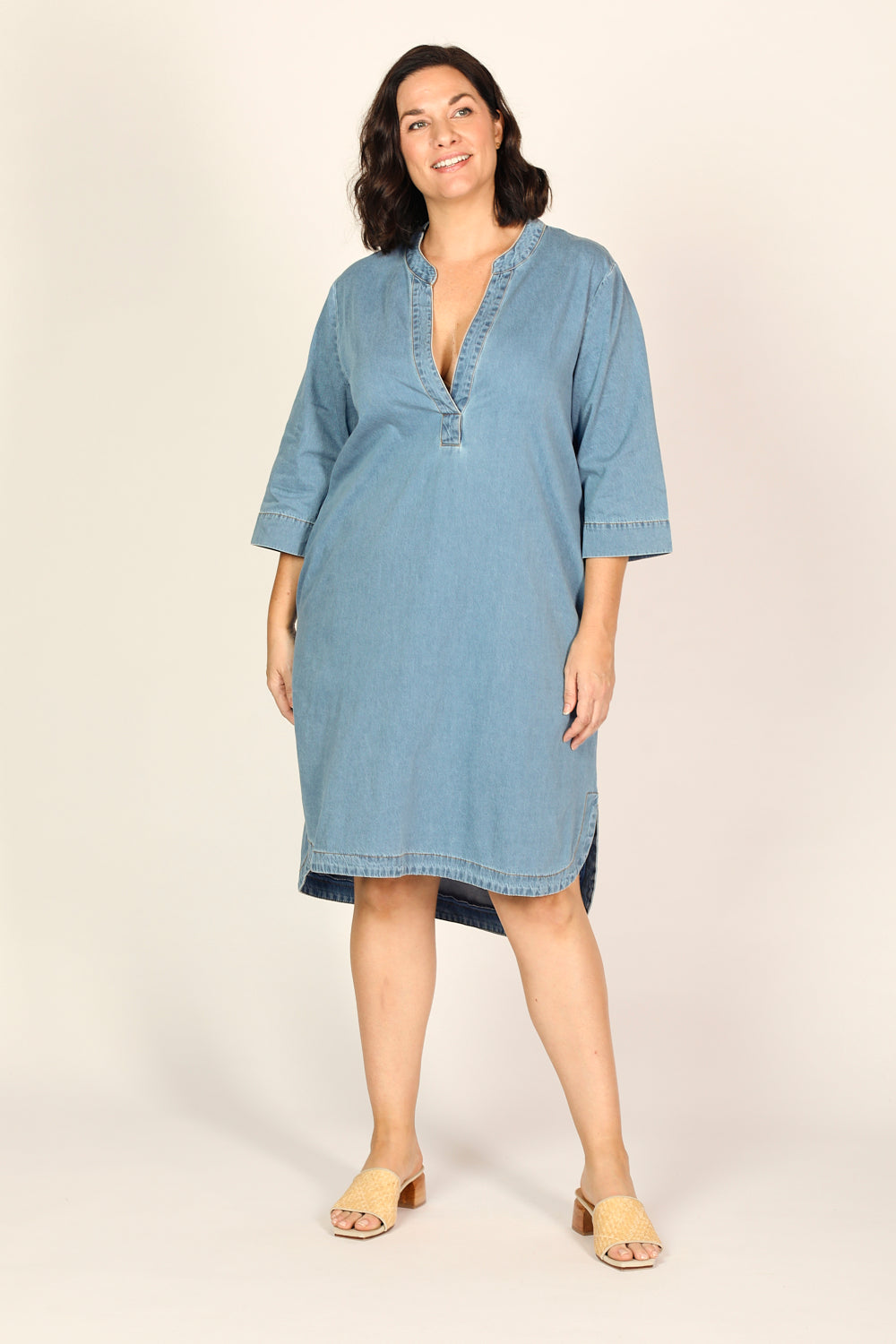 Lana Chambray Short Dress in Light Wash