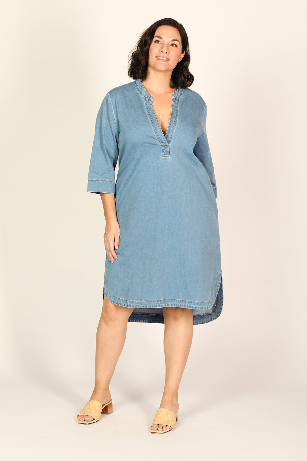 Lana Chambray Short Dress in Light Wash