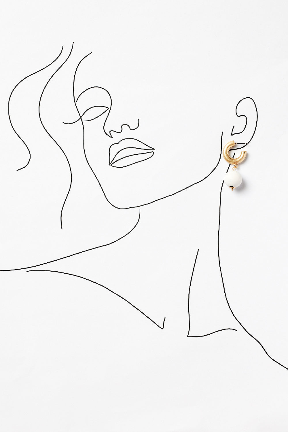 Playa Earrings in White