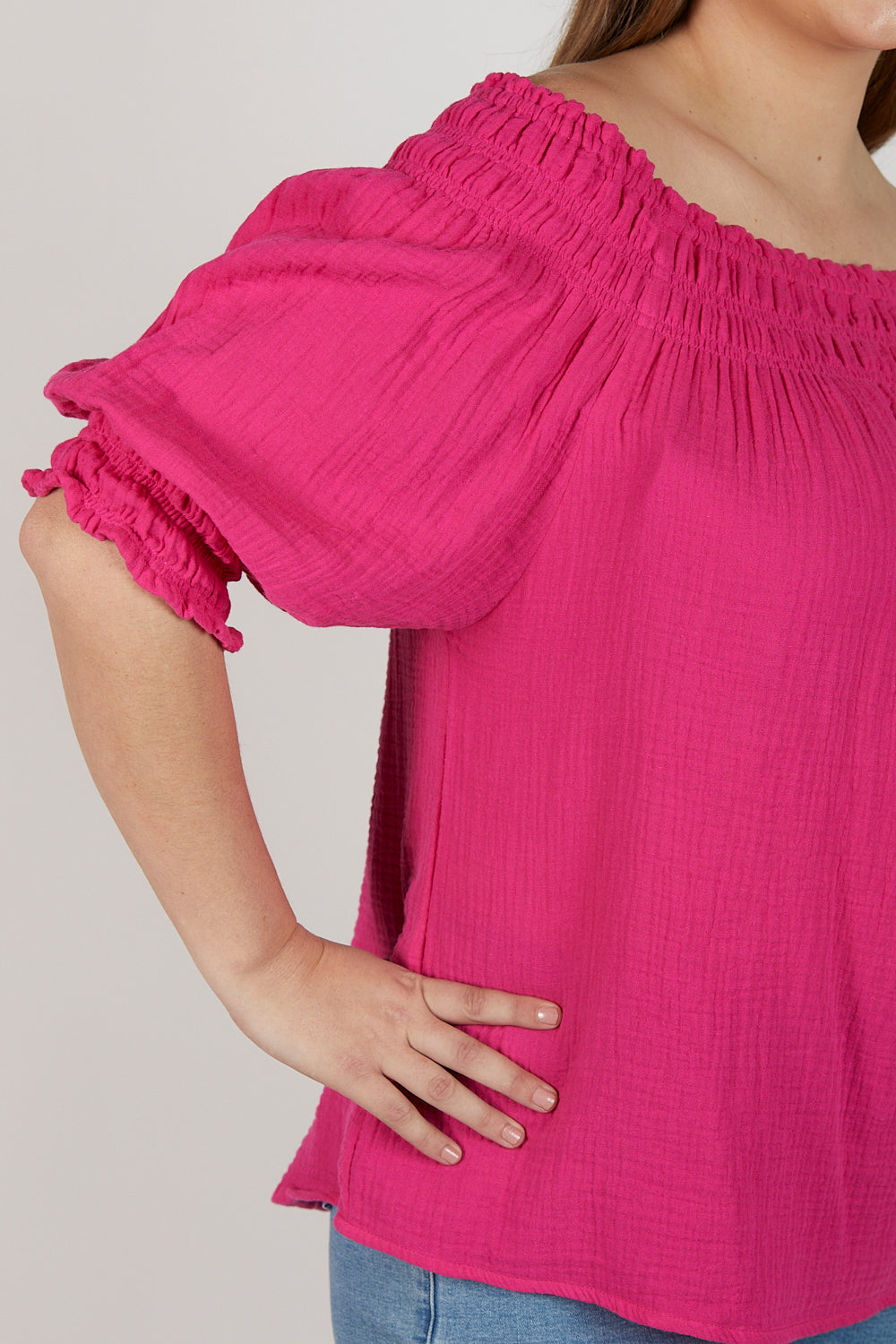 Poppy Crinkle Cotton Off The Shoulder Top in Pink Glo