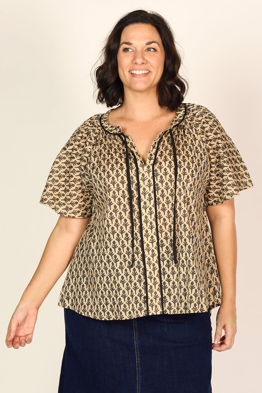 Quinn Short Sleeve Top in Woodlet