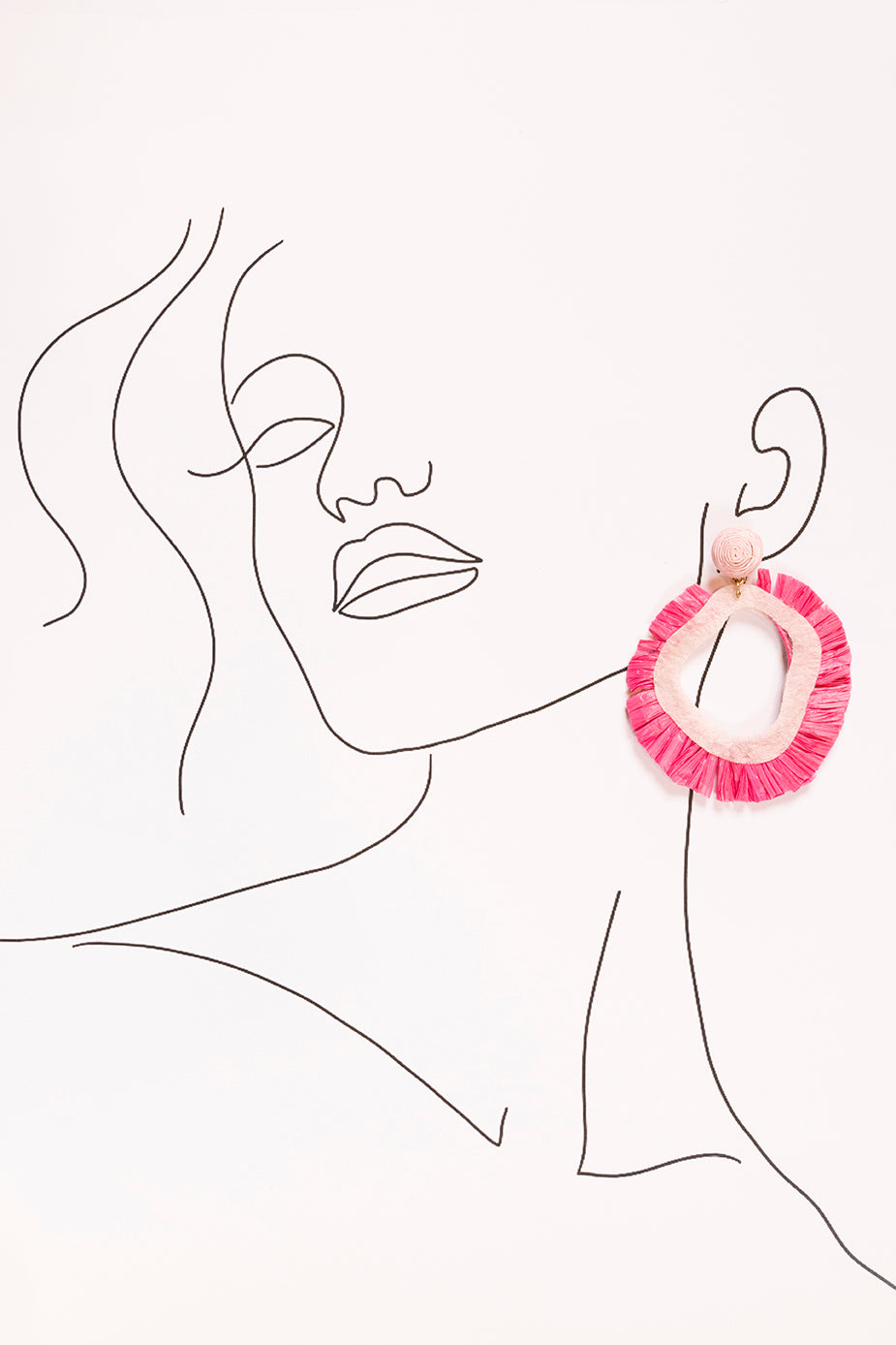 Raffia Organic Earrings in Pink