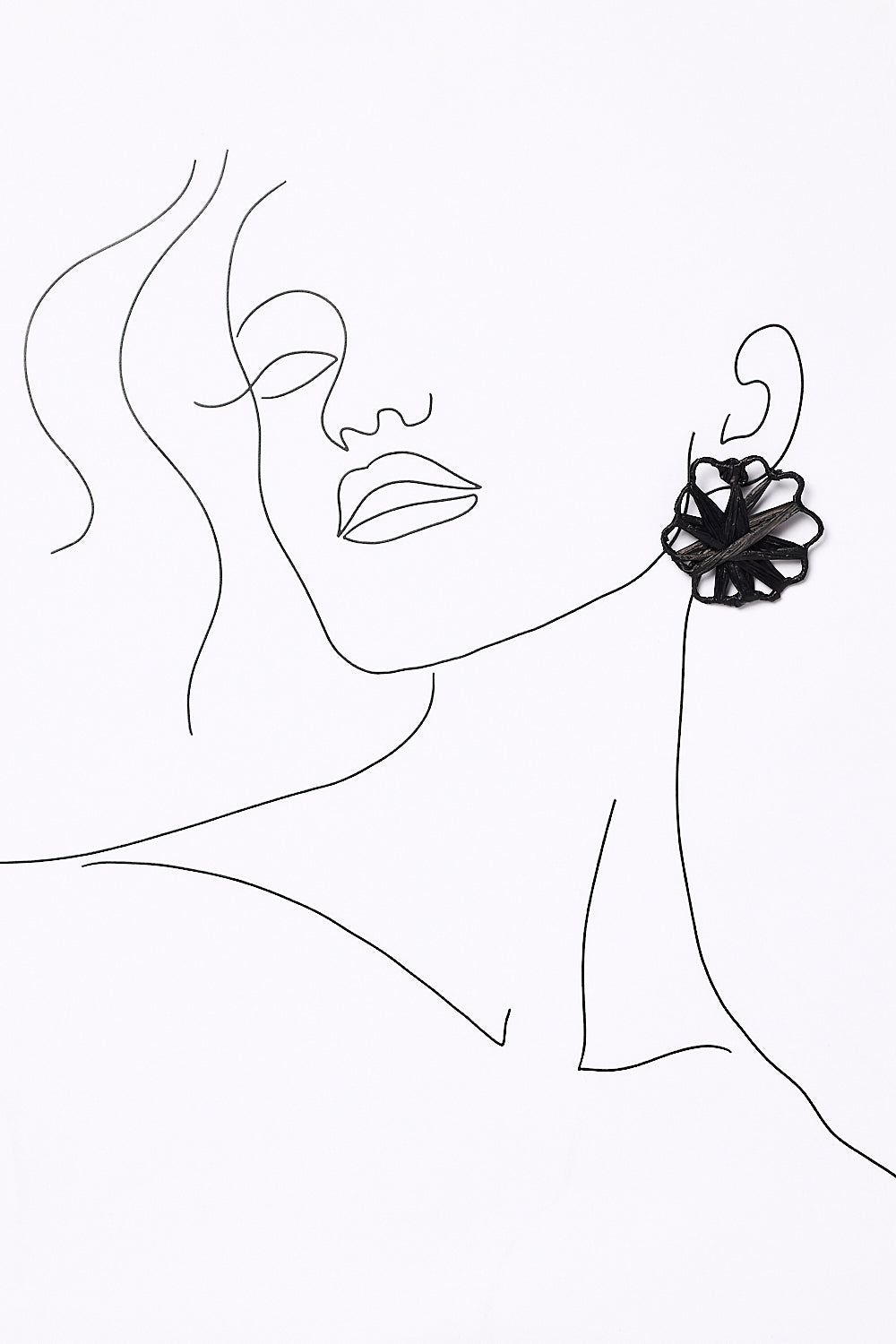 Raffia Woven Flower Earrings in Black