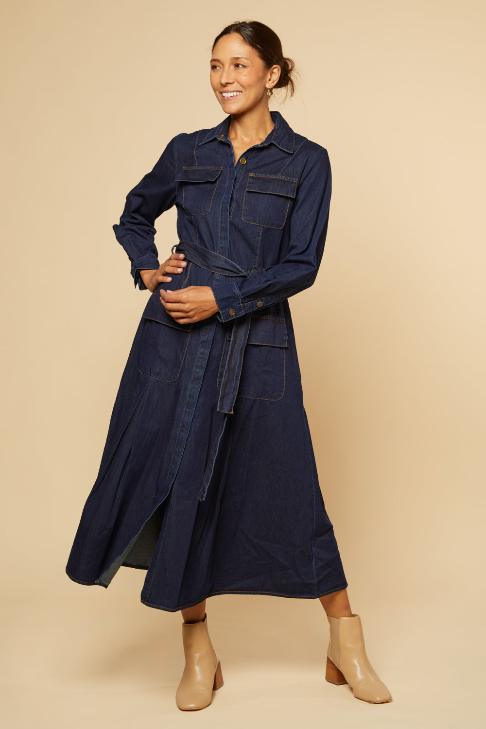 River Chambray Pocket Dress in Dark Wash