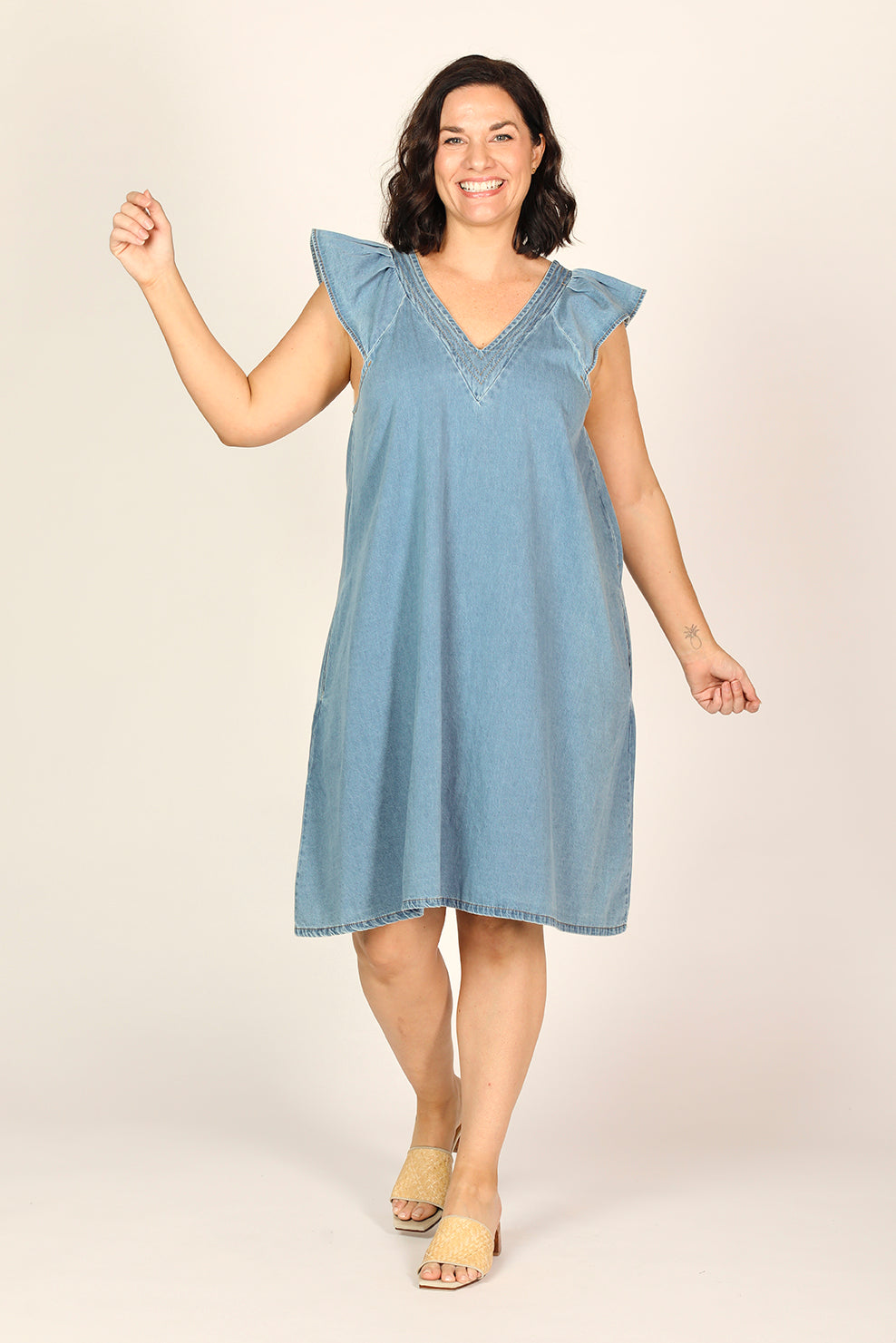 Rivka Chambray Short Dress in Light Wash