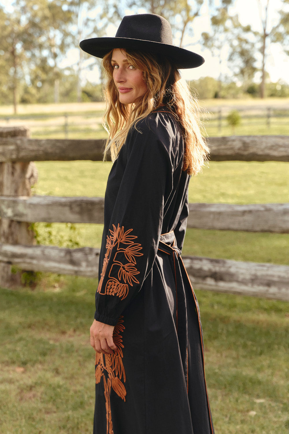 Robin Belted Dress in Inkwell Black