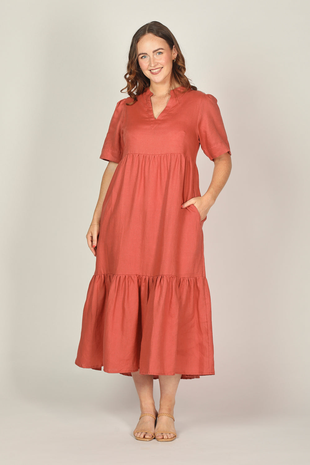 Sabre Linen V-Neck Dress in Desert Rose