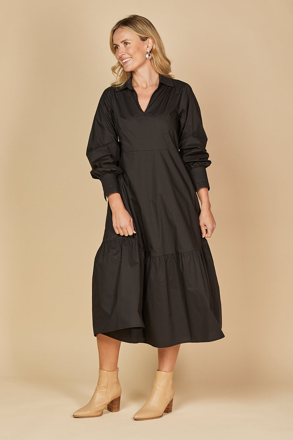 Sabre V-Neck Poplin Dress in Black